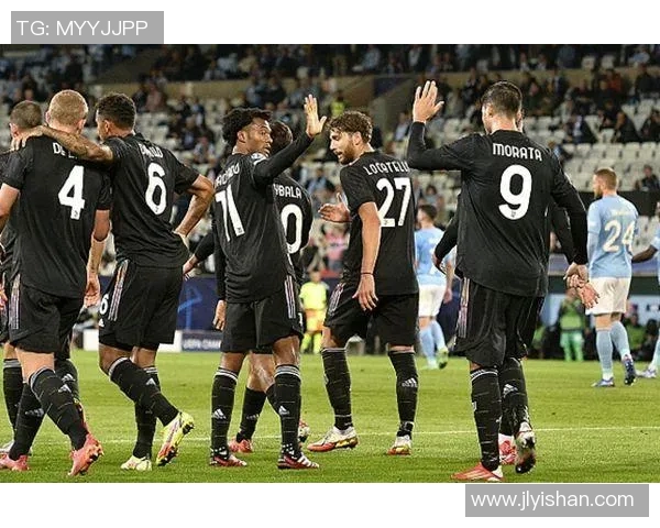 尤文图斯对阵AC米兰：巅峰对决，胜负难测