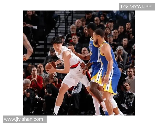 雷霆绝杀结束系列赛，逆转击败爵士——逆境中的顽强斗士